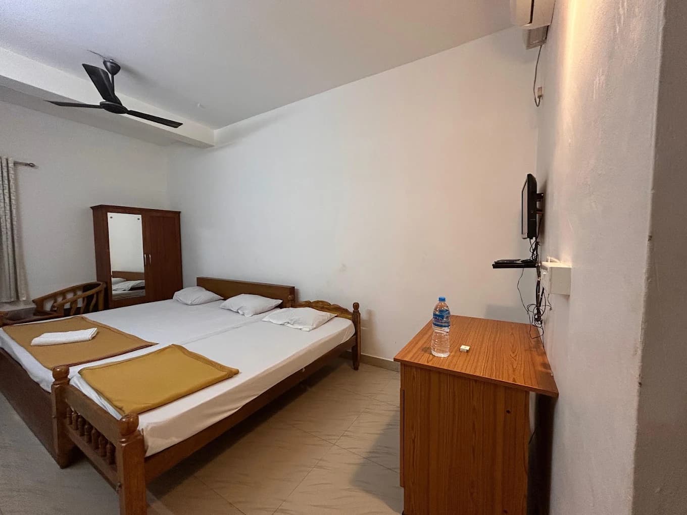 Manjira Lodge